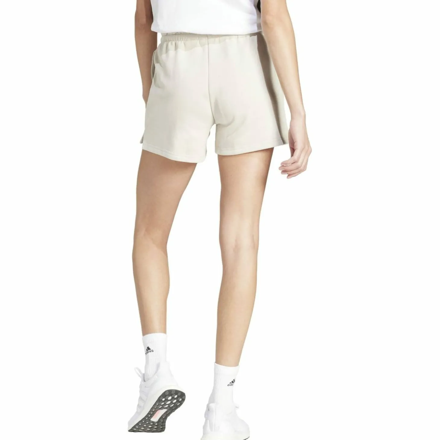 Essentials Small Logo Feelcozy Damen Shorts