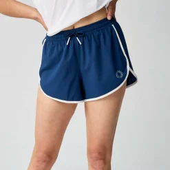 Movement 3" Dolphin Damen Shorts