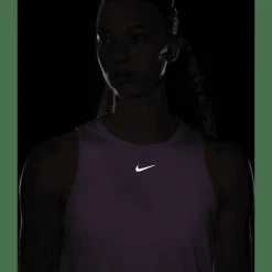 One Classic Dri-Fit Damen T-Shirt