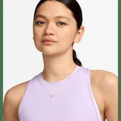 One Classic Dri-Fit Damen T-Shirt
