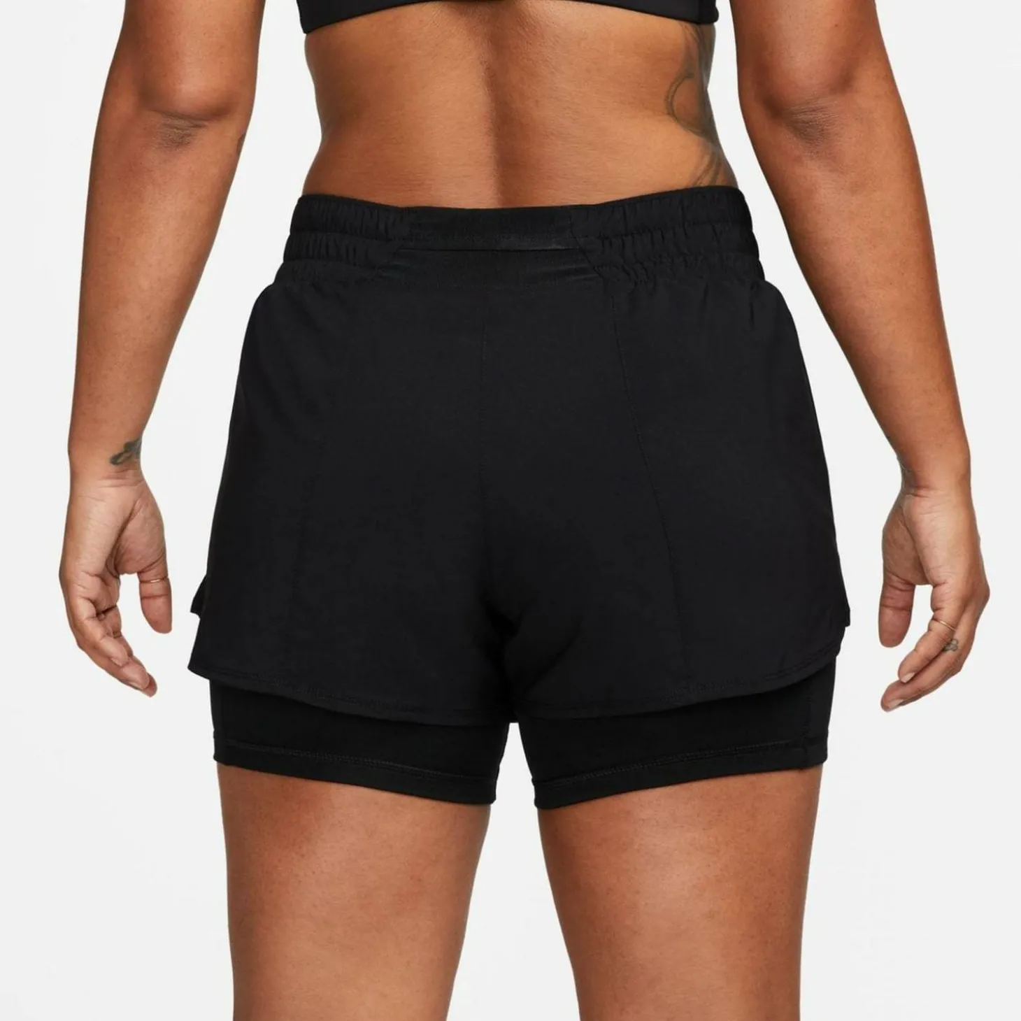 One Dri-Fit Mid-Rise 3" 2-in-1 Damen Shorts