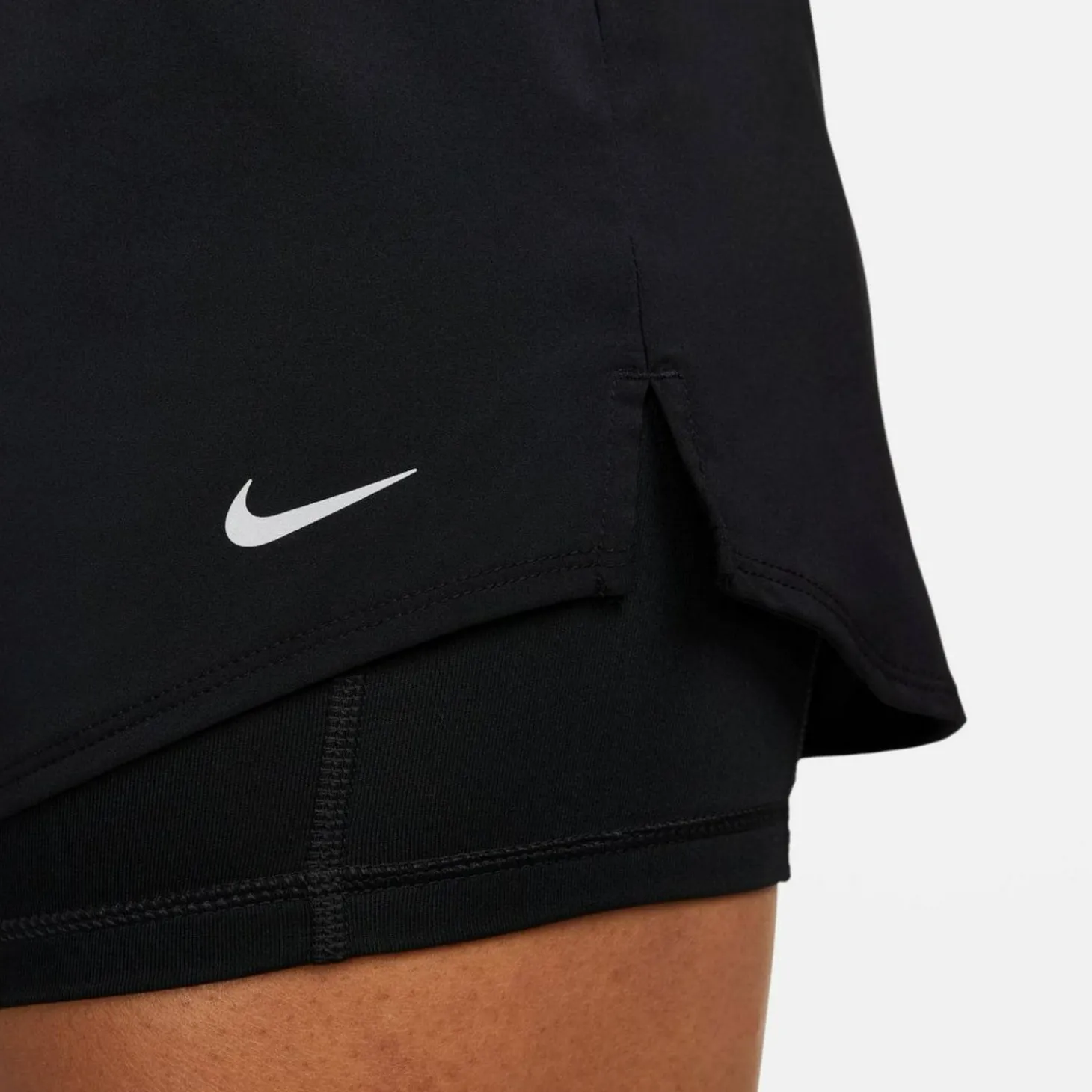 One Dri-Fit Mid-Rise 3" 2-in-1 Damen Shorts