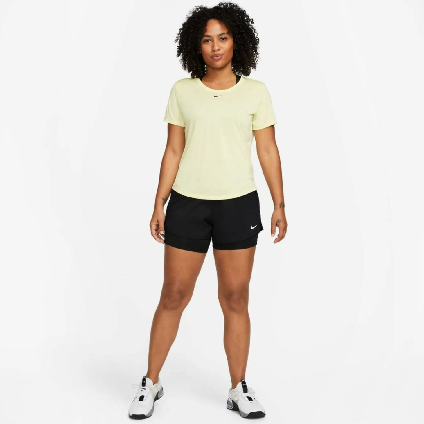 One Dri-Fit Mid-Rise 3" 2-in-1 Damen Shorts