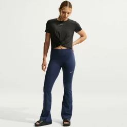One High-Waisted Flared Damen Trainingshose