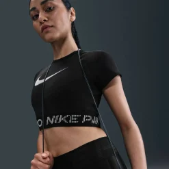 Pro Dri-Fit Cropped Graphic Damen T-Shirt