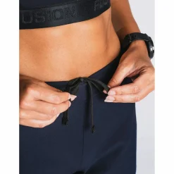 Recharge Damen Shorts