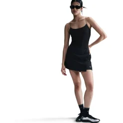 Sportswear Essential Woven Skort Damen Shorts
