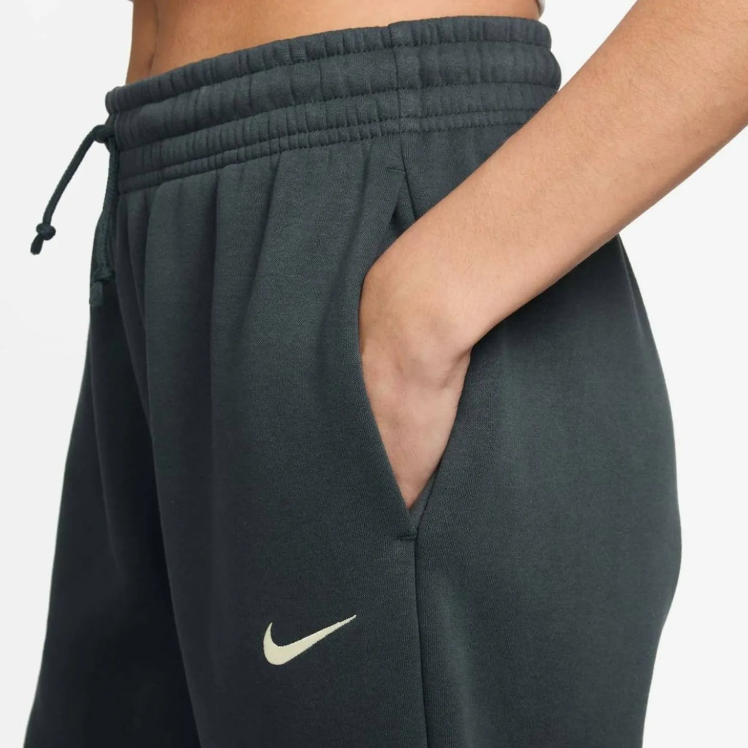 Sportswear Phoenix High-Waisted Oversized Damen Trainingshose