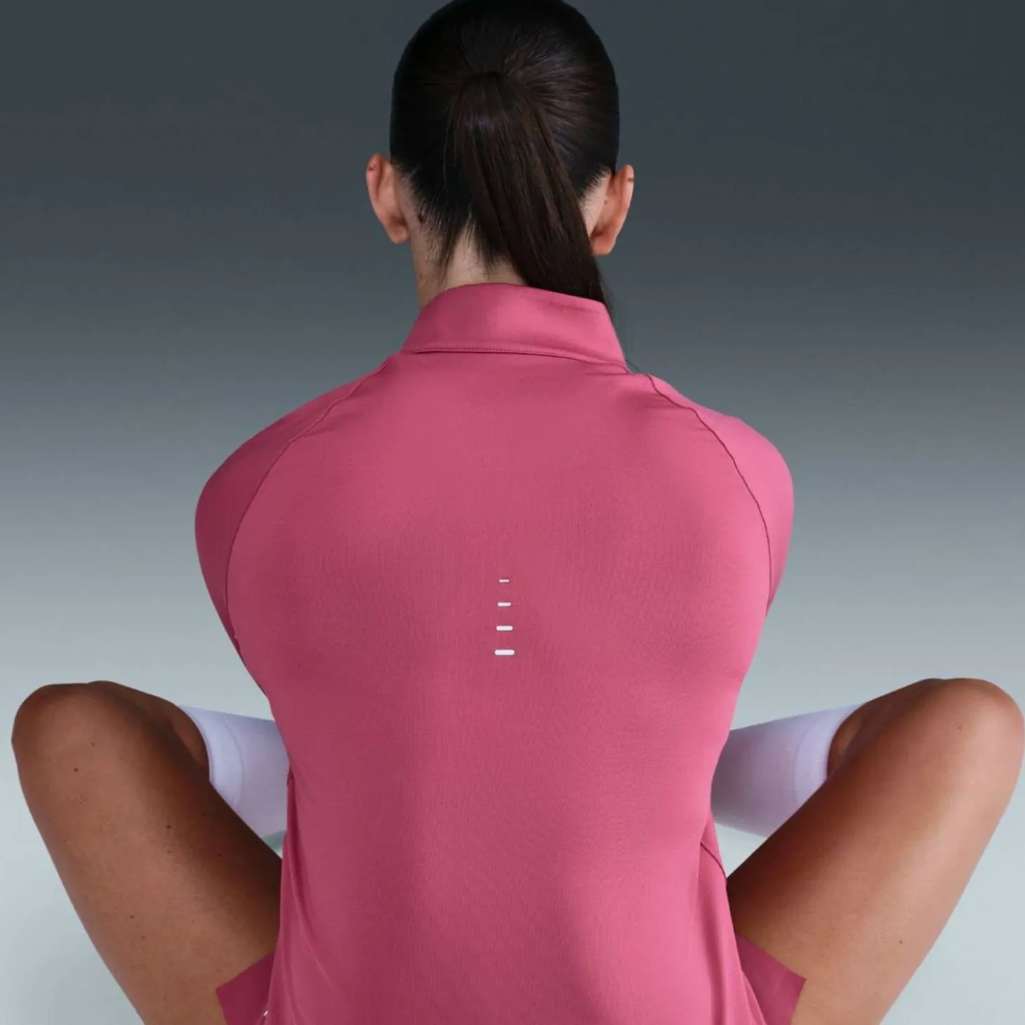 Swift Dri-Fit UV 1/4-Zip Damen T-Shirt