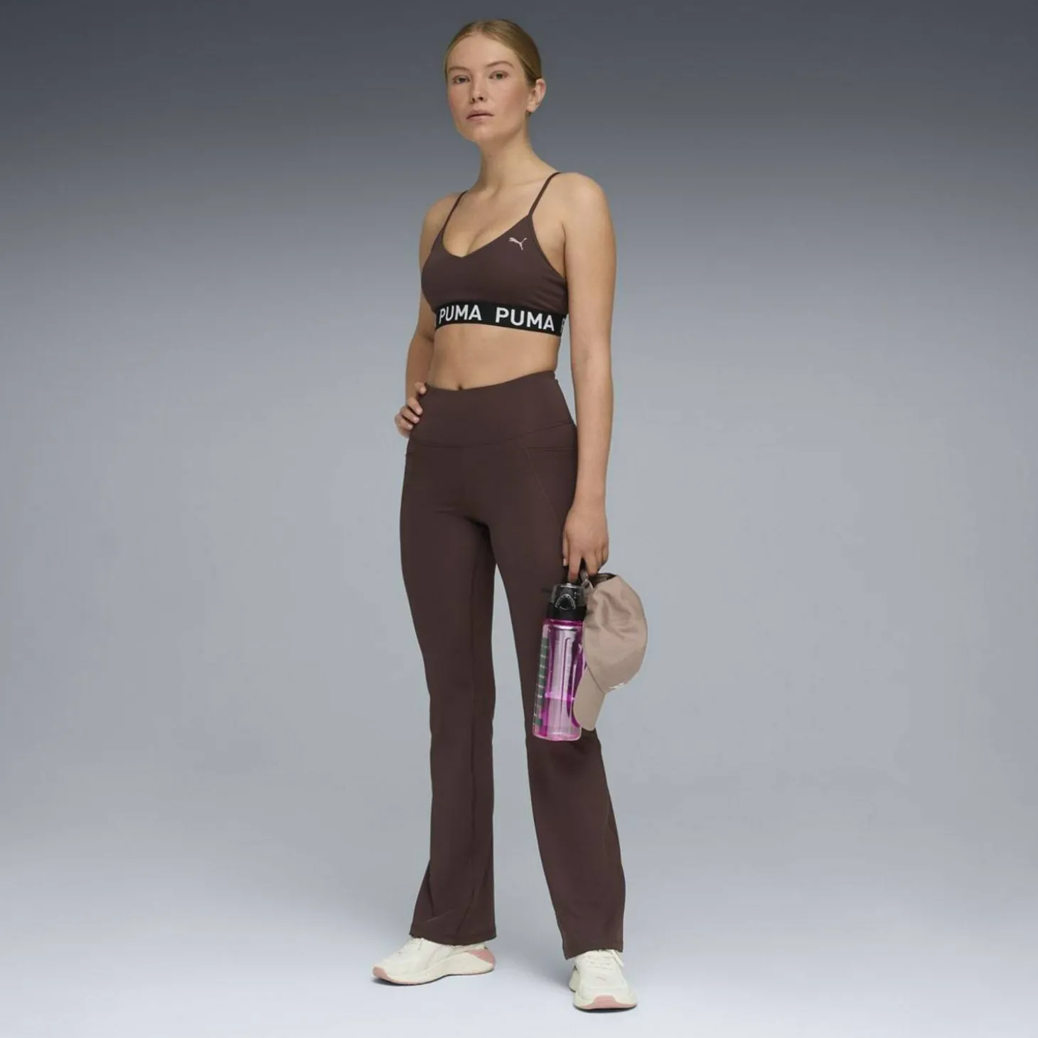 TAD Essential HW Bootcut Damen Trainingshose