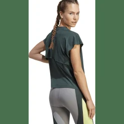 Train Icons Training Regular Fit Logo T-Shirt Damen T-Shirt