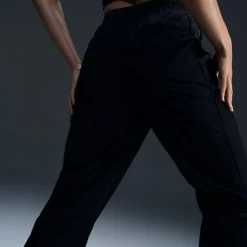 Windrunner High-Waisted Woven Open-Hem Damen Jogginghose
