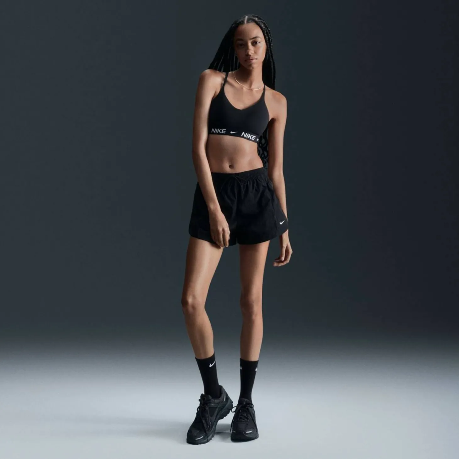 Windrunner Mid-Rise 2" Woven Damen Shorts